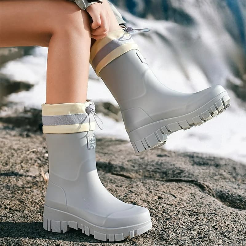 Bottes de pluie imperméables pour femmes, mi-mollet, en PVC, à tube haut, antidérapantes pour la cuisine, chaussures de pluie tendance, bottes en caoutchouc à plateforme