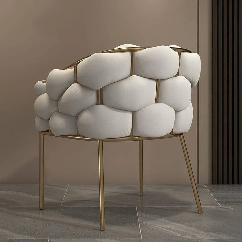 Fauteuils de salon modernes et confortables, design élégant, style relaxant, accessoires de luxe pour la maison