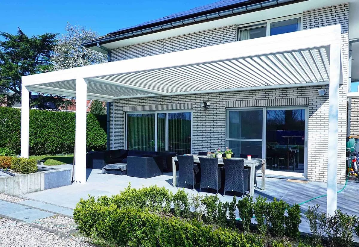 Pergola bioclimatique de toit à persienne en aluminium 3x6m