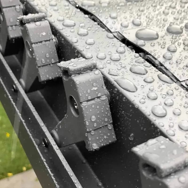 Pergola bioclimatique en aluminium