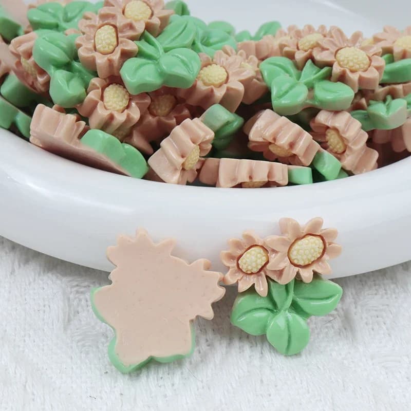10/100 PIÈCES Série Champignons Ruraux Ornements Artisanaux en Résine pour Enfants Accessoires de Décoration DIY Matériel de Broderie à Dos Plat