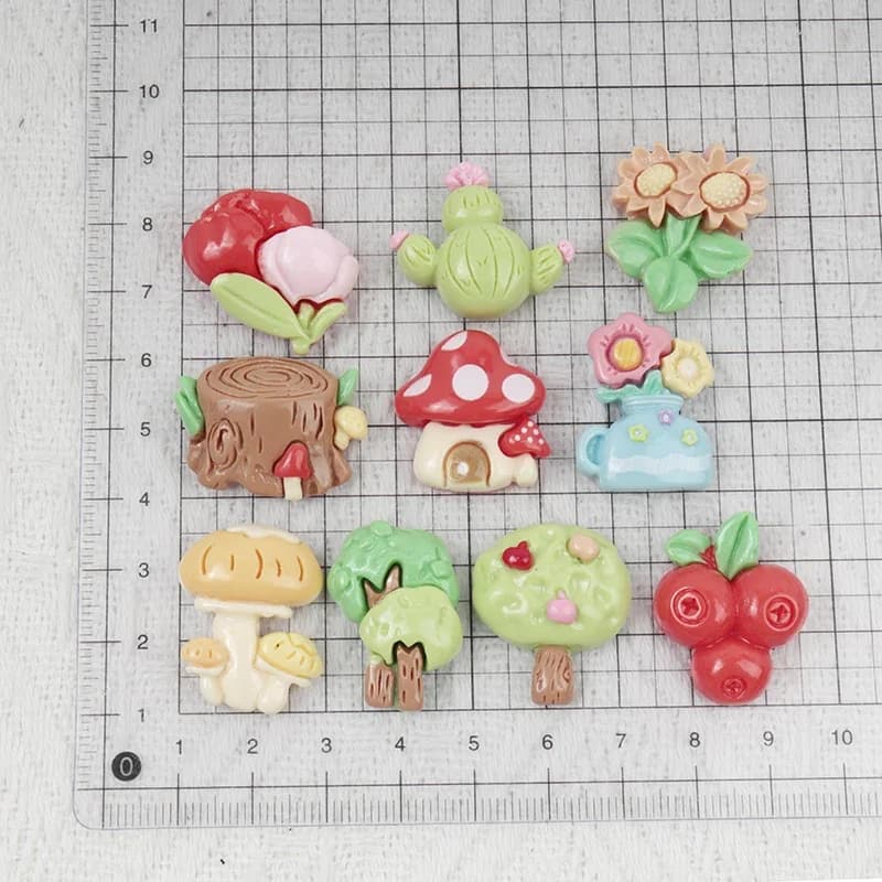10/100 PIÈCES Série Champignons Ruraux Ornements Artisanaux en Résine pour Enfants Accessoires de Décoration DIY Matériel de Broderie à Dos Plat