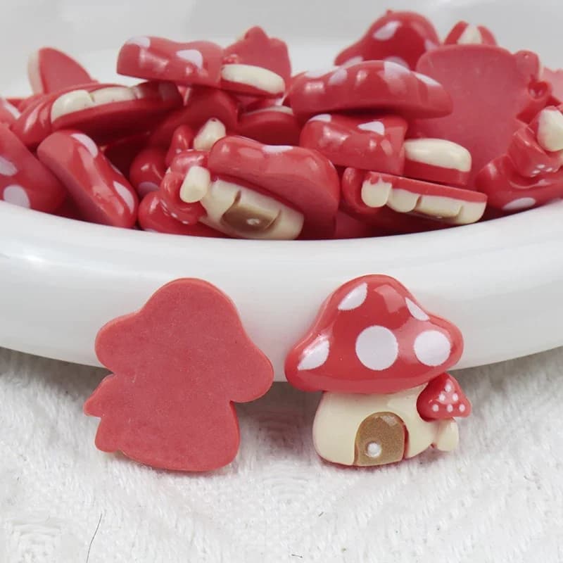 10/100 PIÈCES Série Champignons Ruraux Ornements Artisanaux en Résine pour Enfants Accessoires de Décoration DIY Matériel de Broderie à Dos Plat