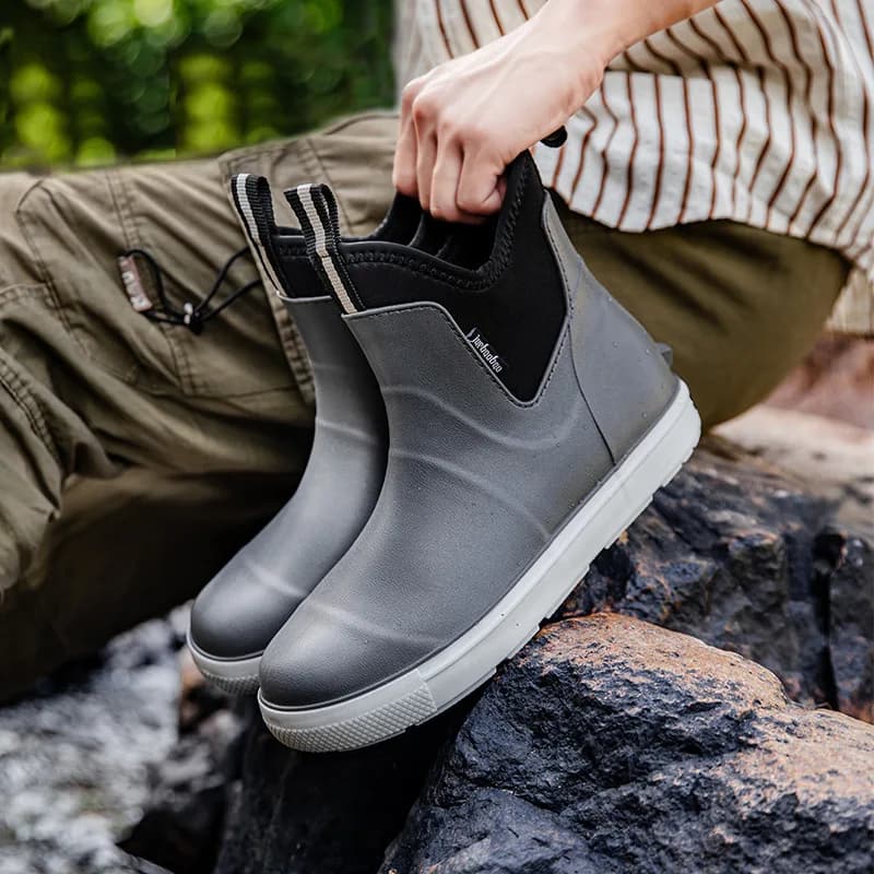 Bottes de pluie pour hommes, chaussures aquatiques antidérapantes, bottes de pêche imperméables pour l'extérieur, bottes en caoutchouc à enfiler pour hommes, chaussures de pluie à bout rond en PVC
